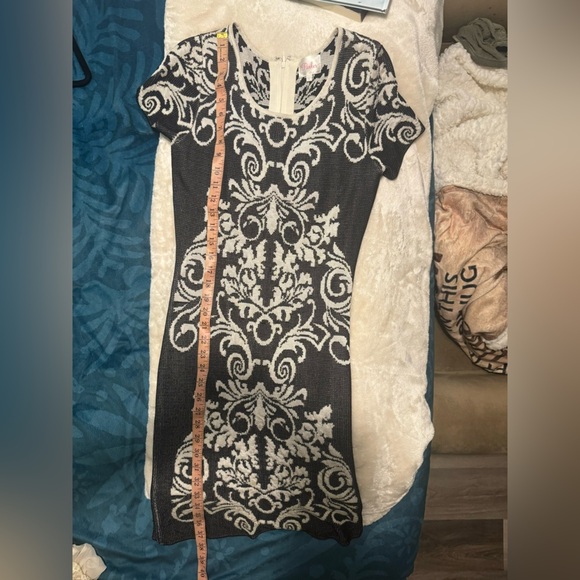 Stunning! PARKER JACQUARD Scrolled
INTARSIA KNIT Sweater Dress-like new! - Picture 8 of 9